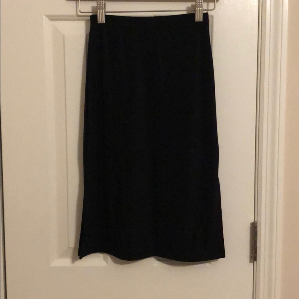 Skirt - Picture 2 of 3